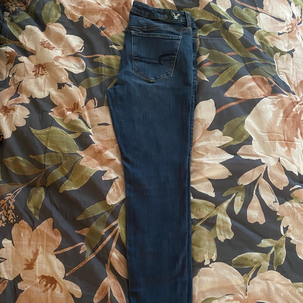 American Eagle skinny jeans